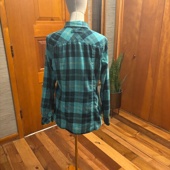 Set of Duluth Trading Co Flannel Shirts - Picture 8 of 8